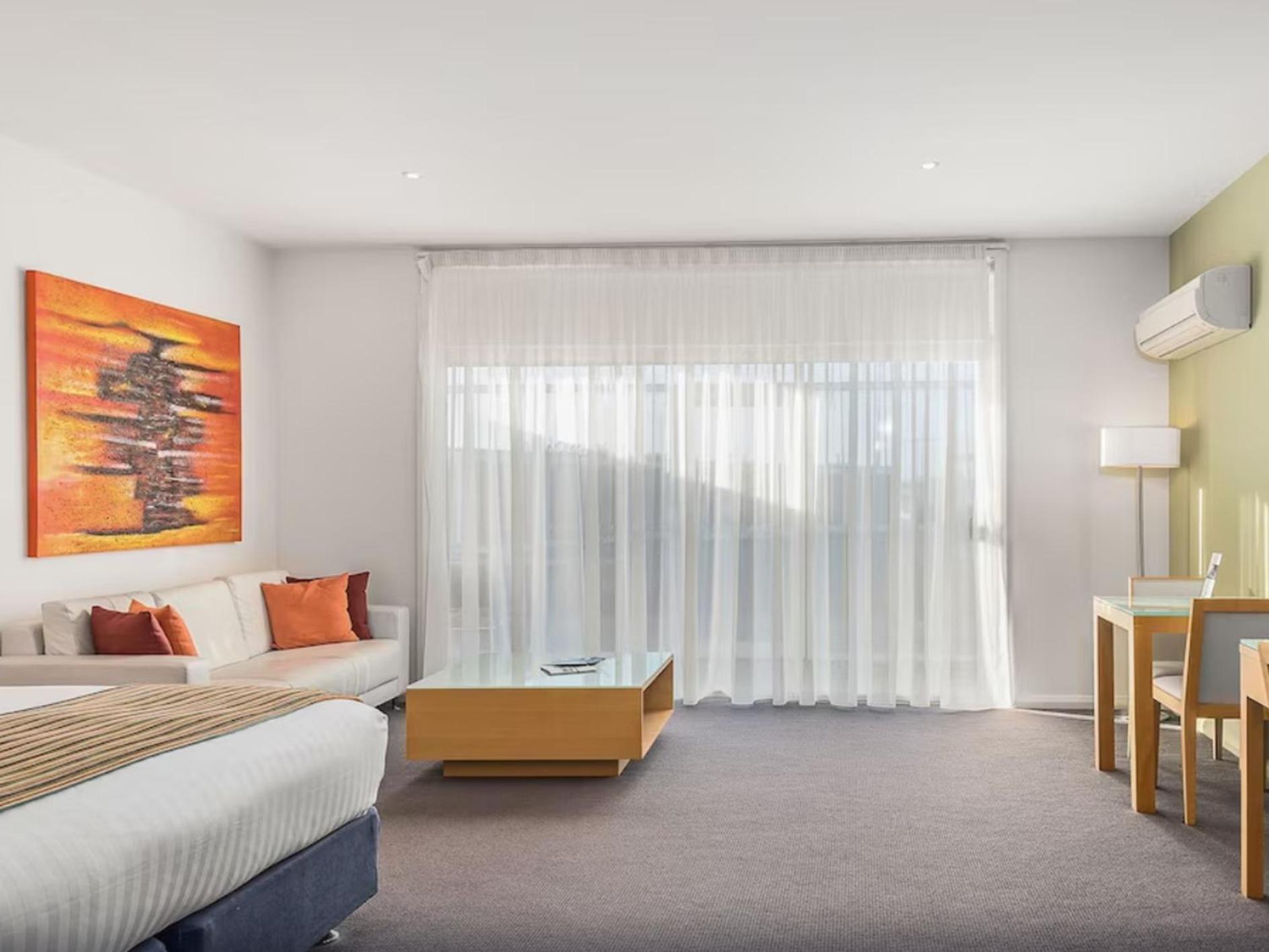 York Cove Hotel 乔治镇 外观 照片